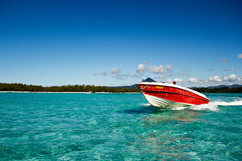 boat detailing